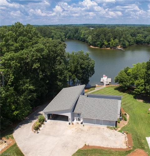 651 Dockside Ter, Denton, NC 27239 photo 8