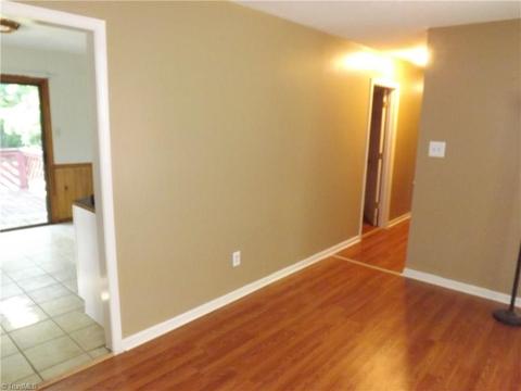 511 Border St, Graham, NC 27253 photo 4