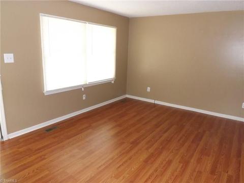 511 Border St, Graham, NC 27253 photo 3