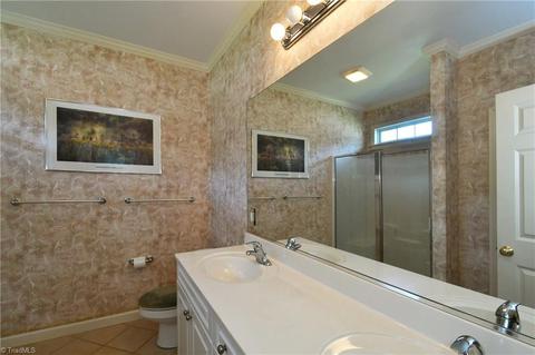 472 Meadows Edge Ct, Clemmons, NC 27012 photo 11