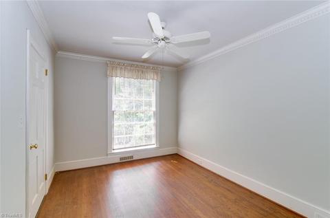 710 Brookside Dr, High Point, NC 27262 photo 12