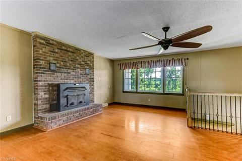 1052 Dibrell Rd, Pelham, NC 27311 photo 7