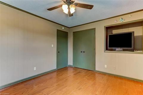 1052 Dibrell Rd, Pelham, NC 27311 photo 17