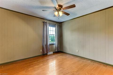 1052 Dibrell Rd, Pelham, NC 27311 photo 16