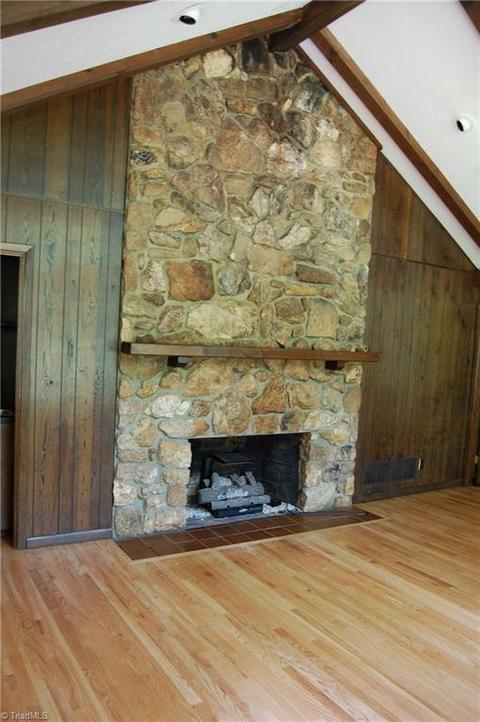 135 Eldridge Ln, State Road, NC 28676 photo 5