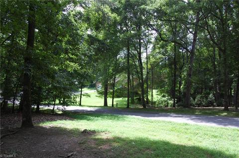 135 Eldridge Ln, State Road, NC 28676 photo 4