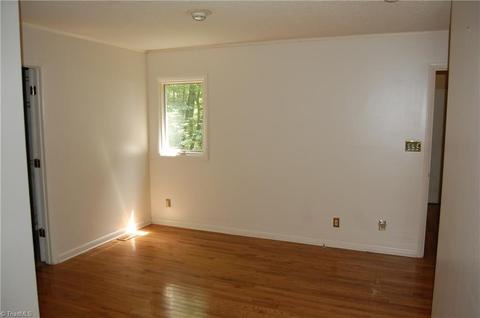 135 Eldridge Ln, State Road, NC 28676 photo 14