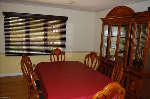 135 Eldridge Ln, State Road, NC 28676 photo 9