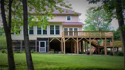 610 Schaefer Ct, Clemmons, NC 27012 photo 2