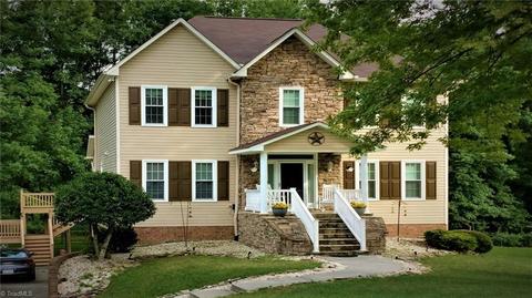 610 Schaefer Ct, Clemmons, NC 27012 photo 1