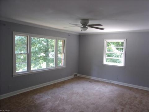 3209 Pine Valley Rd, High Point, NC 27265 photo 6