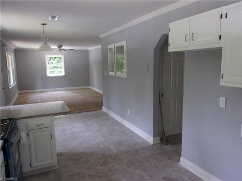 3209 Pine Valley Rd, High Point, NC 27265 photo 10