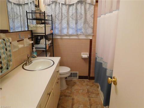 512 Spruce St, High Point, NC 27262 photo 14