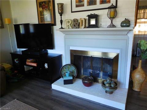 512 Spruce St, High Point, NC 27262 photo 5