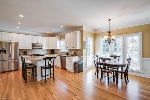 8121 Glengarriff Rd, Clemmons, NC 27012 photo 10
