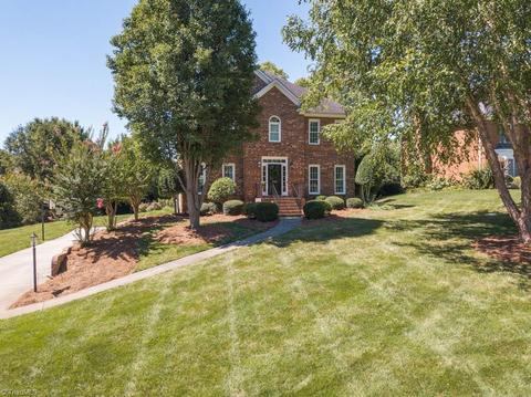 8121 Glengarriff Rd, Clemmons, NC 27012 photo 1