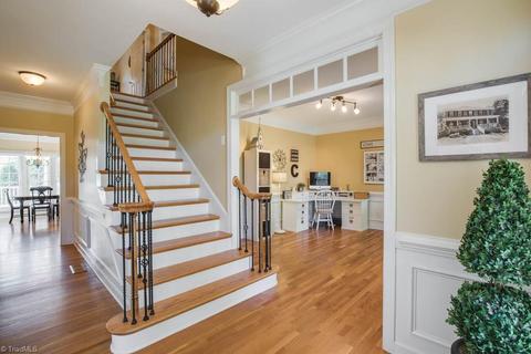 8121 Glengarriff Rd, Clemmons, NC 27012 photo 2