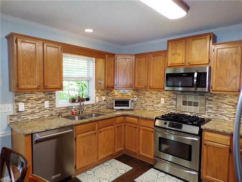 3940 Patsy Dr, Winston Salem, NC 27107 photo 9