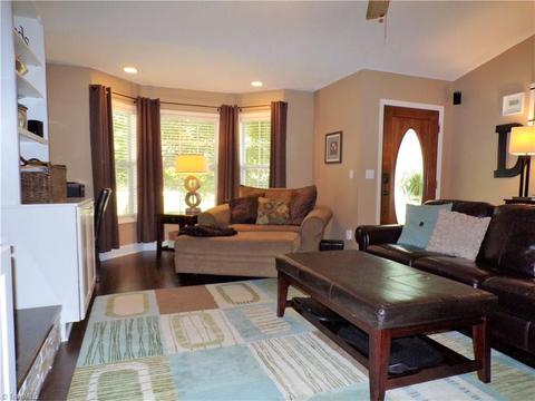 3940 Patsy Dr, Winston Salem, NC 27107 photo 3