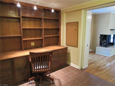 1602 Wendover Dr, High Point, NC 27262 photo 18