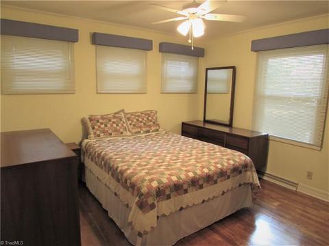 1602 Wendover Dr, High Point, NC 27262 photo 13