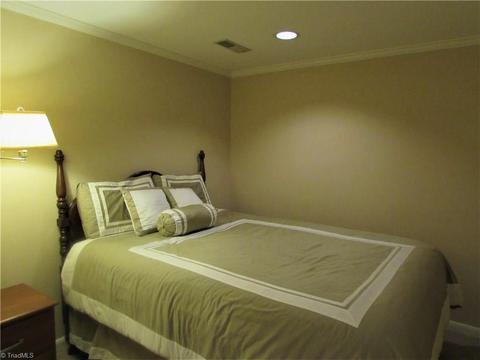 1602 Wendover Dr, High Point, NC 27262 photo 27