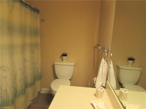 1602 Wendover Dr, High Point, NC 27262 photo 22