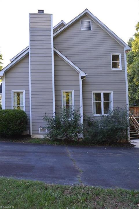 264 Winfield Dr, King, NC 27021 photo 4