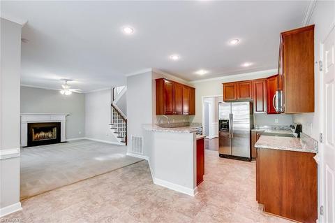 5252 Bridge Pointe Dr, Clemmons, NC 27012 photo 6