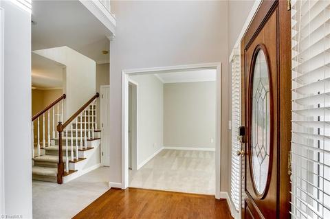 5252 Bridge Pointe Dr, Clemmons, NC 27012 photo 2