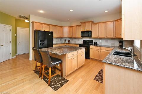 3553 Meadow Glen Dr, Clemmons, NC 27012 photo 11