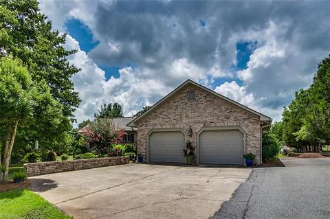 4123 Roy Farlow Rd, Trinity, NC 27370 photo 2