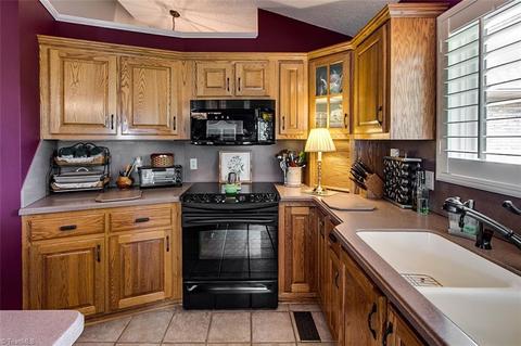 4123 Roy Farlow Rd, Trinity, NC 27370 photo 11