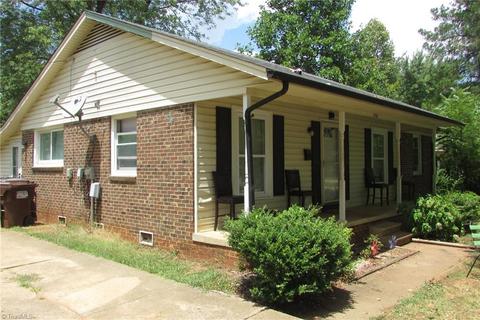 1731 Cedrow Dr, High Point, NC 27260 photo 2