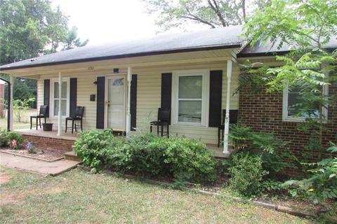 1731 Cedrow Dr, High Point, NC 27260 photo 5