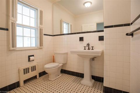901 W Ray Ave, High Point, NC 27262 photo 12