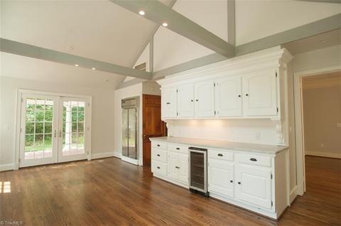 901 W Ray Ave, High Point, NC 27262 photo 9