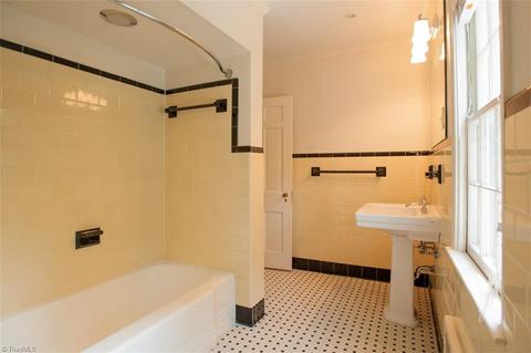 901 W Ray Ave, High Point, NC 27262 photo 19