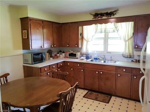 4820 Haystack Rd, Dobson, NC 27017 photo 11