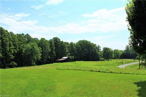 4820 Haystack Rd, Dobson, NC 27017 photo 19
