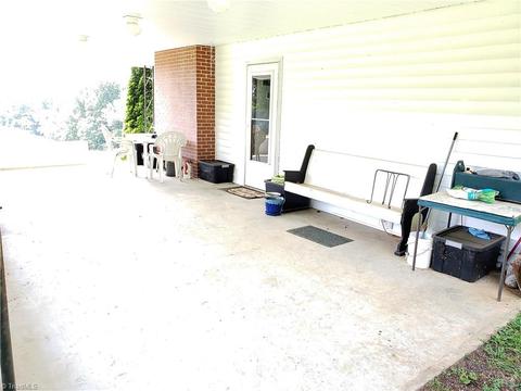 4820 Haystack Rd, Dobson, NC 27017 photo 10