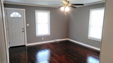 307 Griffith St, Thomasville, NC 27360 photo 5