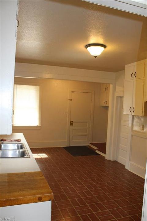 1705 Johnson St, High Point, NC 27262 photo 7