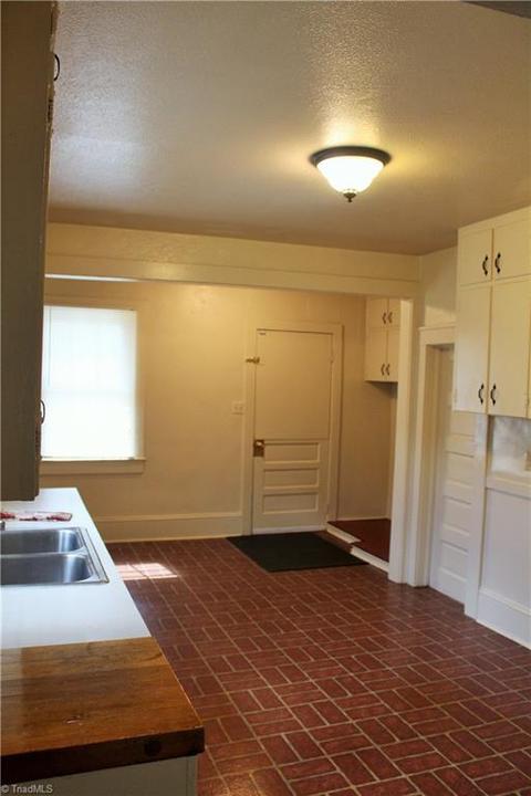 1705 Johnson St, High Point, NC 27262 photo 6