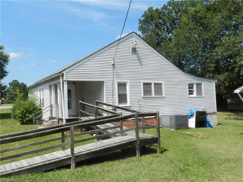 4135 Chatham St, Bennett, NC 27208 photo 9
