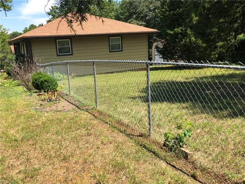 1004 Enterprise Dr, High Point, NC 27260 photo 21
