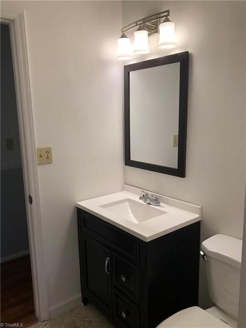 1004 Enterprise Dr, High Point, NC 27260 photo 12