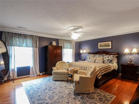 1149 Hampton Park Dr, High Point, NC 27265 photo 16