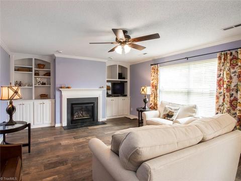 1149 Hampton Park Dr, High Point, NC 27265 photo 13
