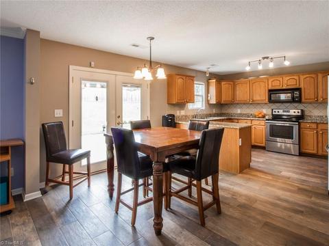 1149 Hampton Park Dr, High Point, NC 27265 photo 11